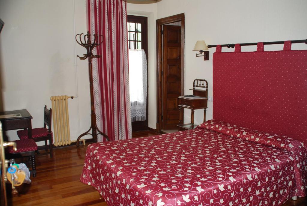 Hostal Ayestaran II Lekunberri Pokoj fotografie