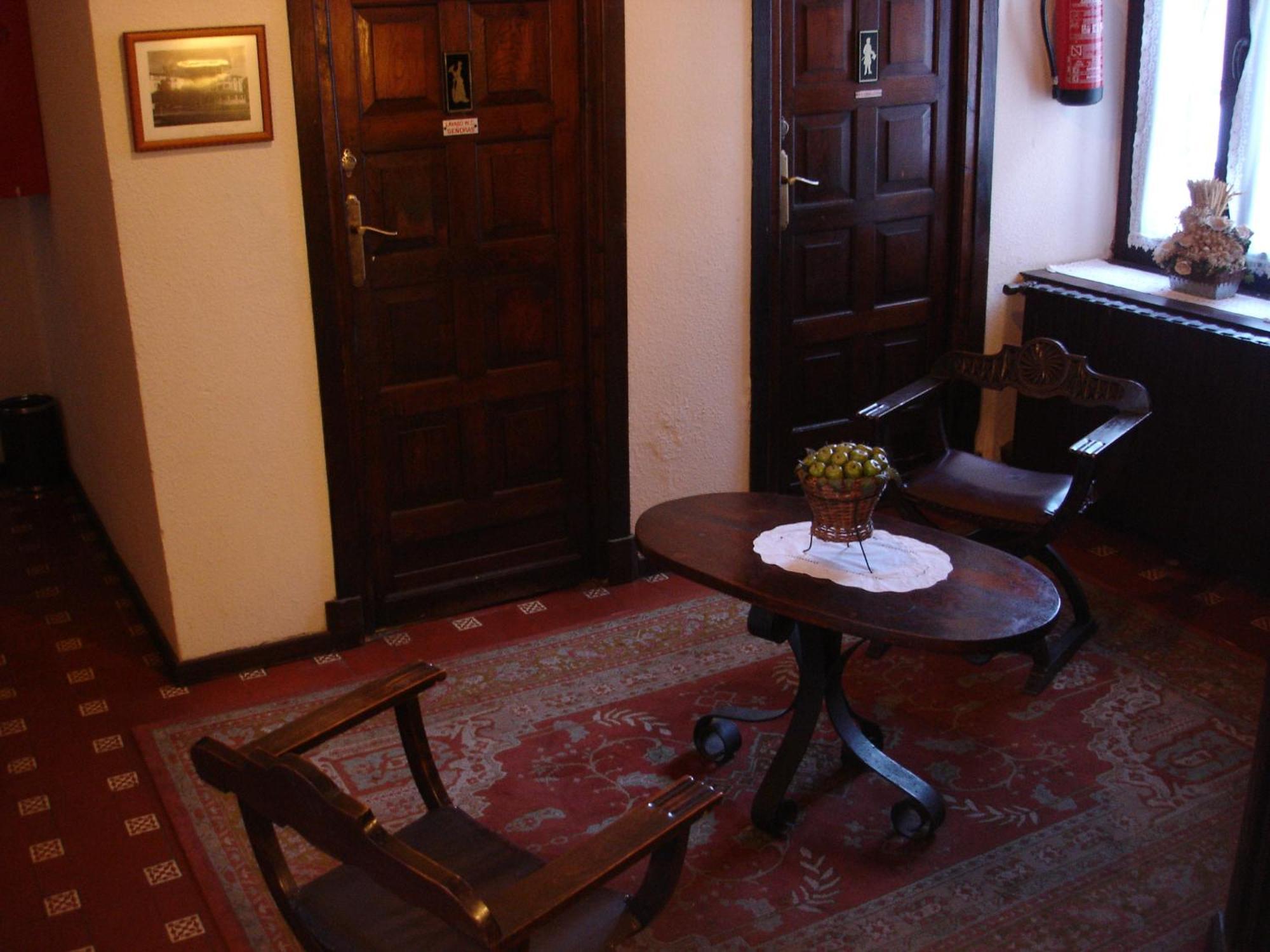 Hostal Ayestaran II Lekunberri Exteriér fotografie