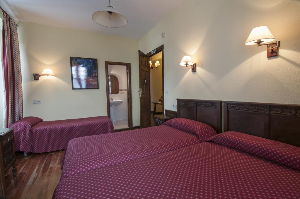 Hostal Ayestaran II Lekunberri Exteriér fotografie