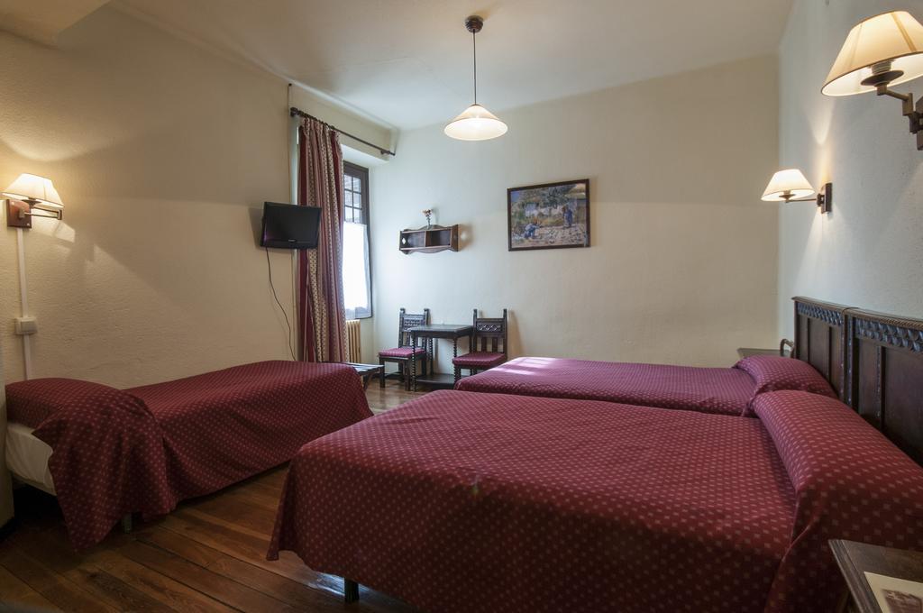 Hostal Ayestaran II Lekunberri Exteriér fotografie