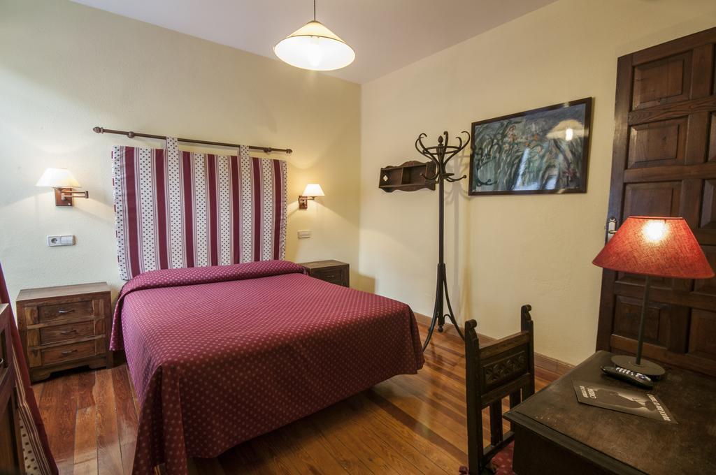 Hostal Ayestaran II Lekunberri Exteriér fotografie